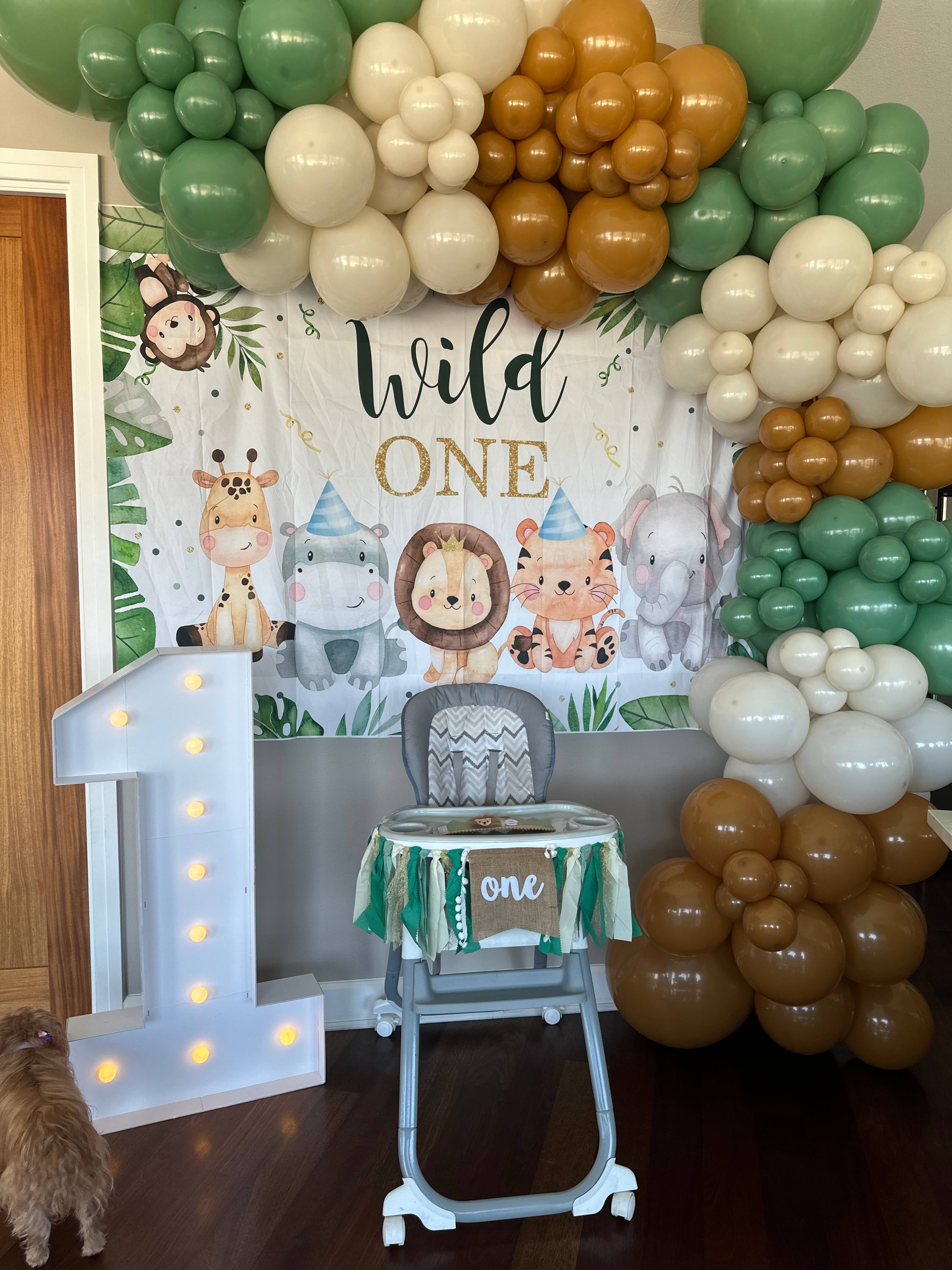 Classic Arches & Garlands - Image 3